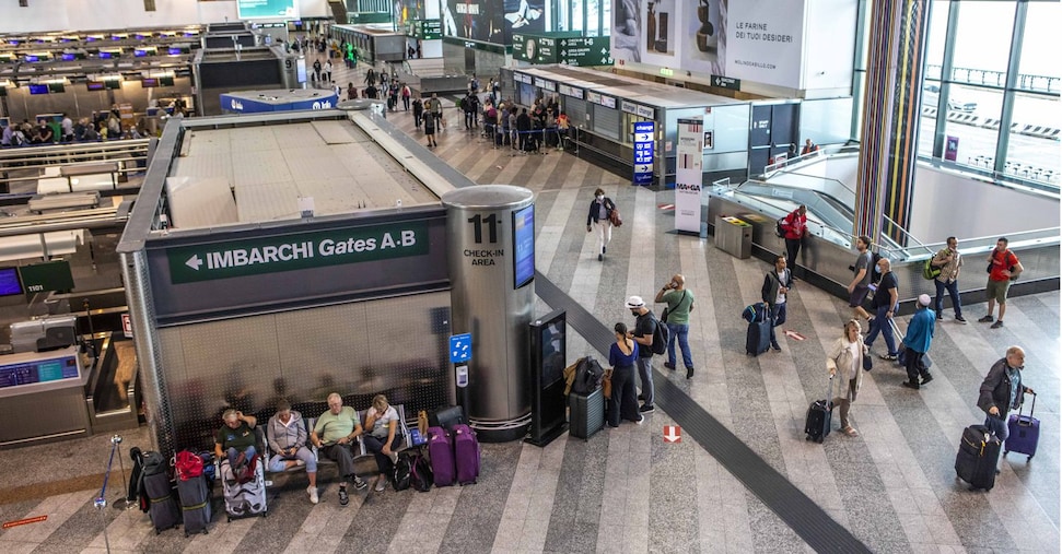 Troppo stanchi per volare a Cuba, equipaggio Neos resta a terra a Malpensa