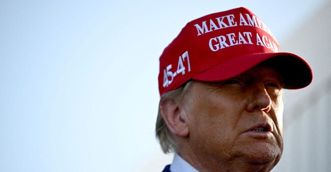 Il presidente eletto degli Stati Uniti Donald Trump assiste al lancio del sesto volo di prova del razzo SpaceX Starship a Brownsville, Texas, Stati Uniti, 19 novembre 2024. Brandon Bell/Pool via REUTERS/File Photo