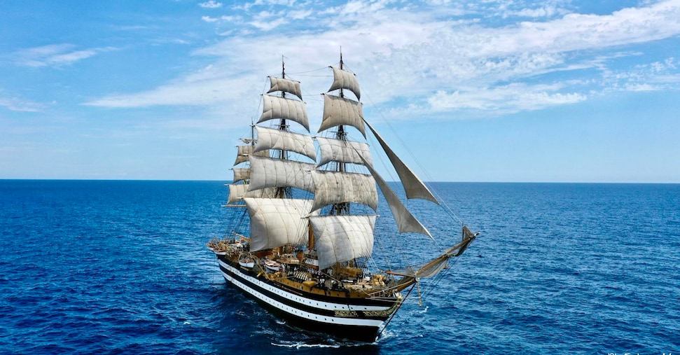 Il Vespucci approda a Mumbai: il Made in Italy sbarca in India