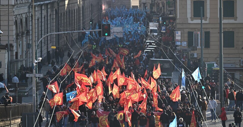 Landini: c’è un tentativo serio di una svolta autoritaria. Bloccare i licenziamenti come con il Covid ﻿
