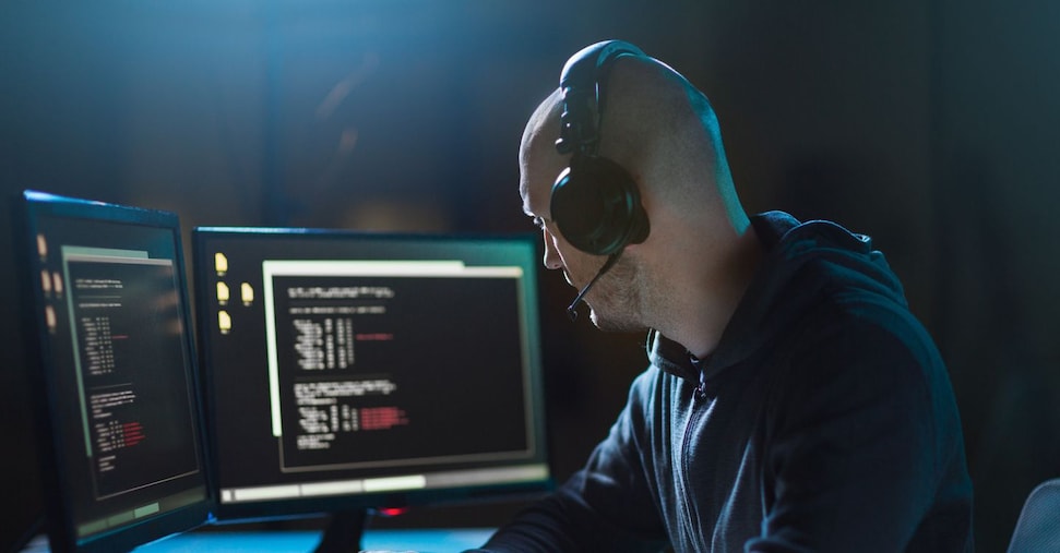 Al Cdm le norme cyber: competenza all’Antimafia per estorsione informatica e arresto per accesso abusivo ai sistemi