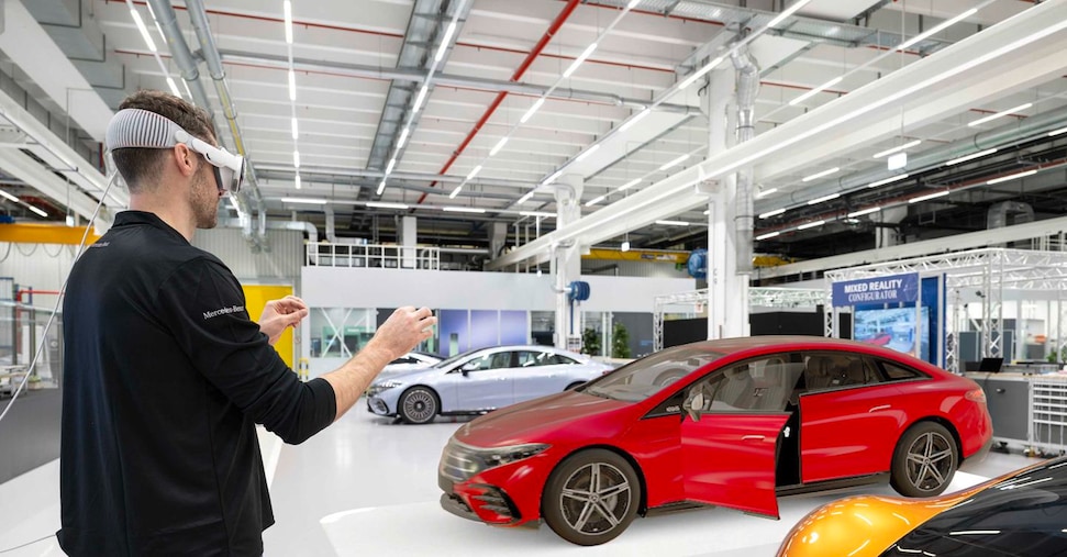 Mercedes con le vernici che ricarica batterie e i motori nei freni scommette sulle tauto elettriche del futuro