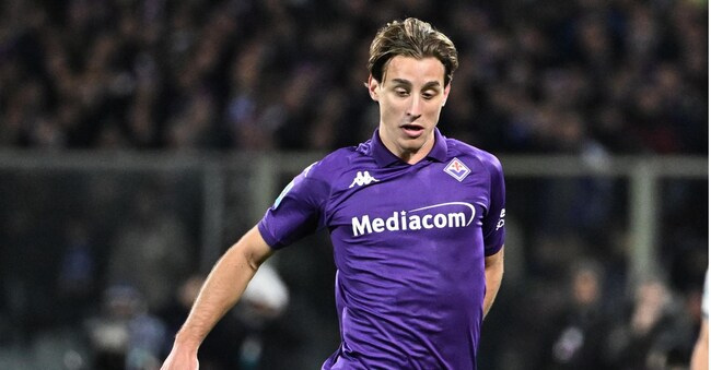 Edoardo Bove prima del malore che lo ha colpito durante la partita Fiorentina-Inter. ANSA/CLAUDIO GIOVANNINI