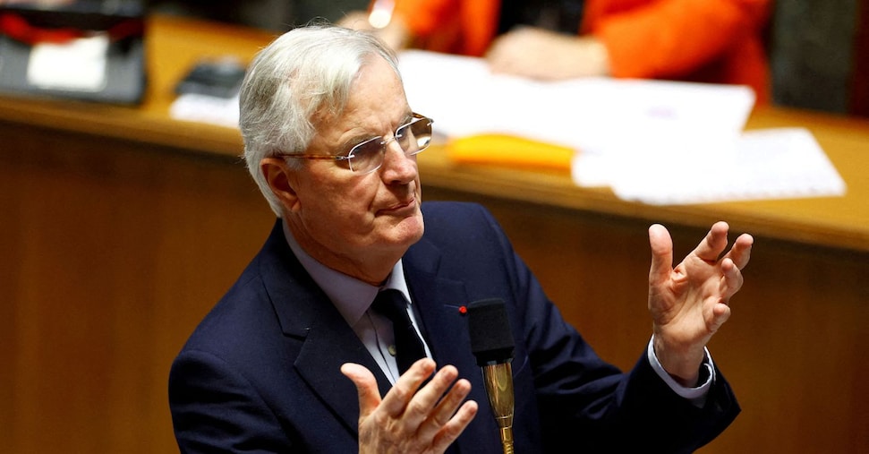 Francia, oggi il voto sulla previdenza sociale. Bardella: «RN voterà sfiducia al governo a meno di un miracolo»