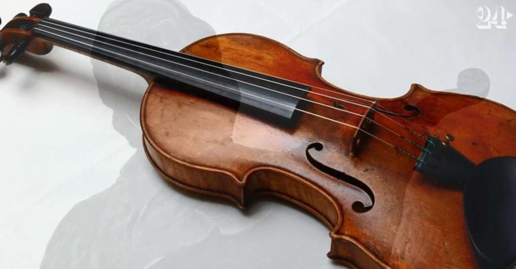 La straordinaria storia di un antico violino - lo Stradivari 'Molitor La straordinaria storia di un antico violino - lo Stradivari 'Molitor