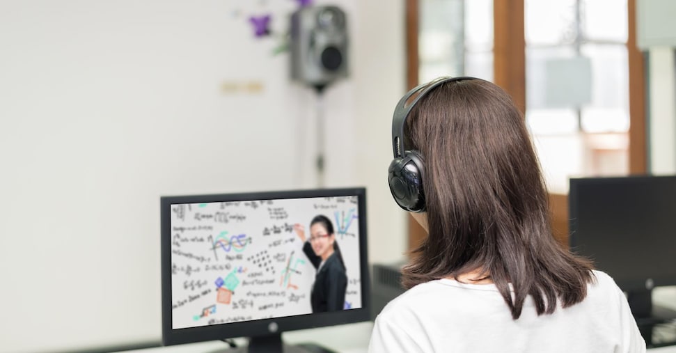 Università telematiche, nei corsi online esami (quasi sempre) in