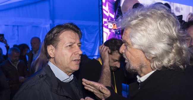 Giuseppe Conte, presidente del M5s e Beppe Grillo, fondatore e garante del MovimentoFOTO ARCHIVIO