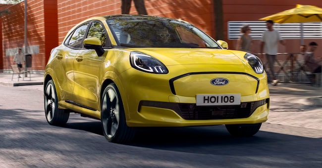 Ford Puma Gen-E si distingue per il frontale chiuso e senza calandra.