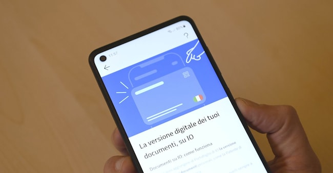 Patente e tessera sanitaria digitale  nell'IT Wallet sull'app Io Patente e tessera sanitaria digitale: da oggi per tutti nell'IT Wallet sull'app Io