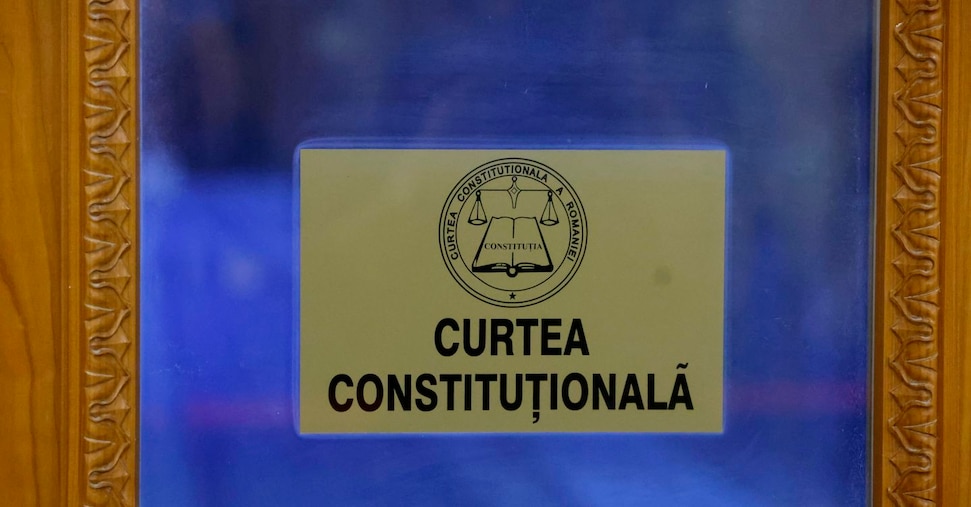 Ingerenze social e finanziamenti ignoti: ecco perché la Corte rumena ha annullato il voto