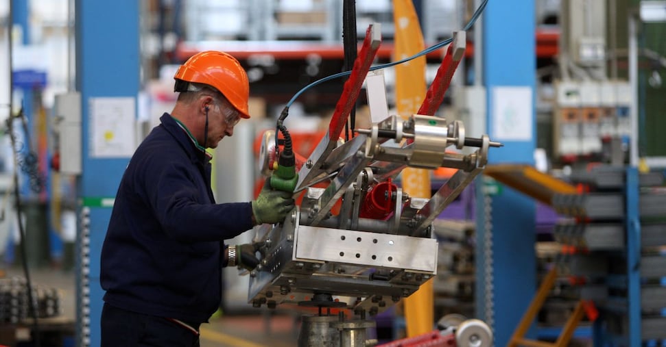 Bankitalia sul Pil: nel 2024 +0,7% non corretto, +1% medio triennio 2025-2027 Bankitalia sul Pil: nel 2024 +0,7% non corretto, +1% medio triennio 2025-2027