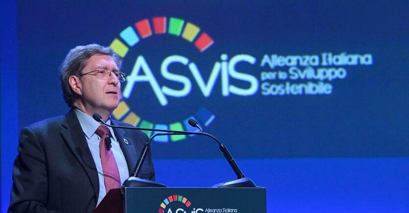 Asvis, le Regioni peggiorate su povertà, acqua ed ecosistemi - Il Sole 24  ORE