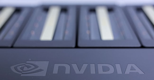 Una cpu Nvidia Blackwell (foto Reuters)