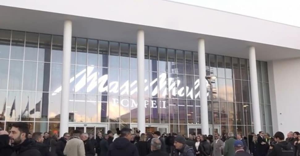 Il retail contro la chiusura dei negozi nelle feste nazionali