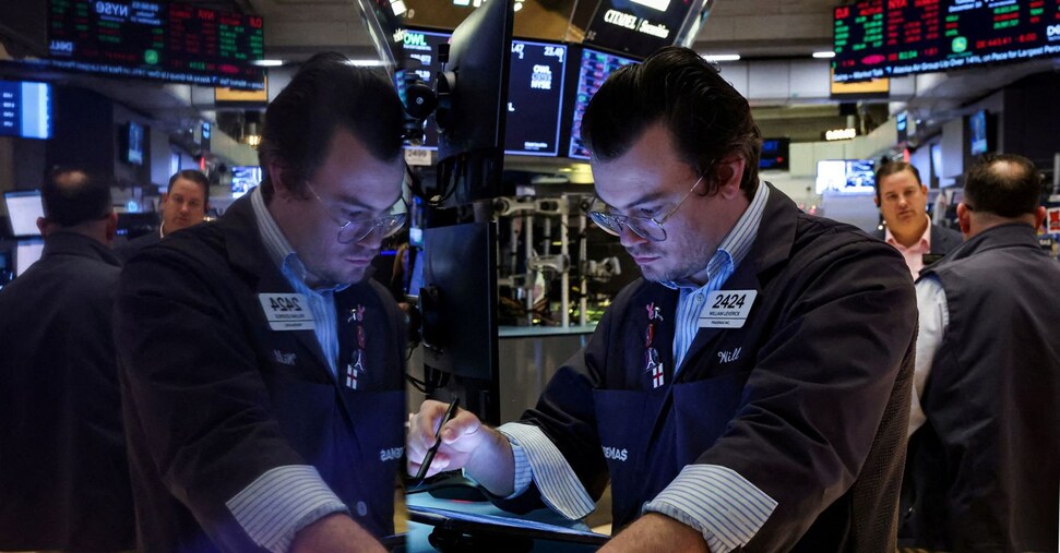 Borsa, verso avvio in calo dopo il crollo di Wall Street. Tokyo chiude negativa