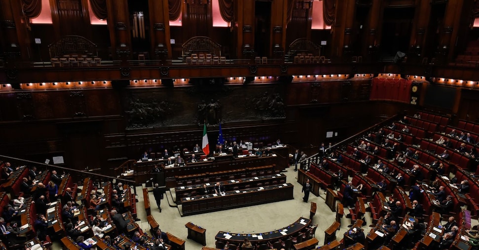 Manovra, nessun rinvio in commissione venerdì sera il via libera della Camera