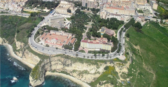 Una veduta d’alto delle Terme di Sciacca