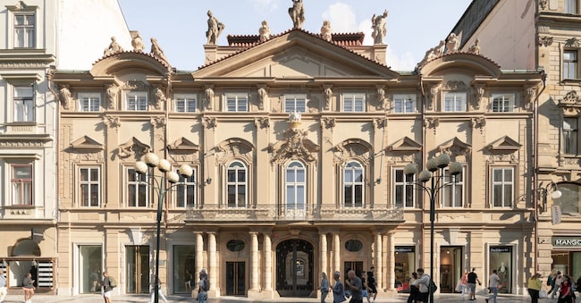 Mucha Museum Praga, facciata del Palazzo Savarin, Na Příkopě Street Prague © Crestyl