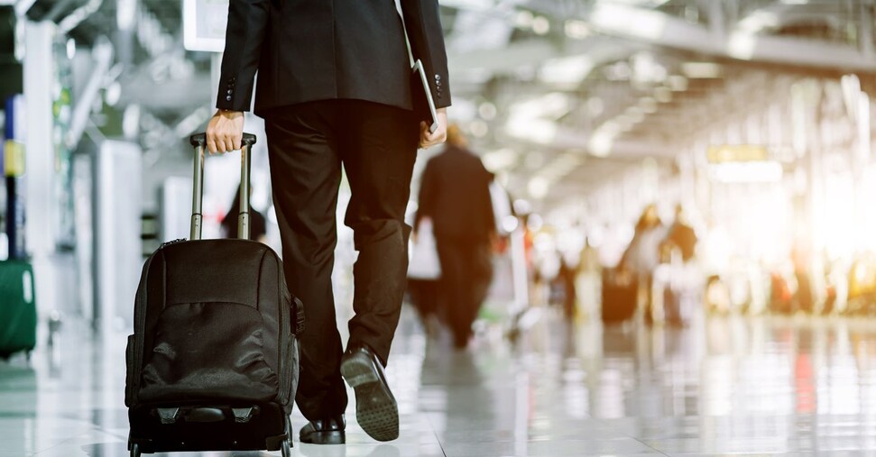 Stipendi, l’aumento fa scattare la molla a trasferirsi per il 58% dei lavoratori