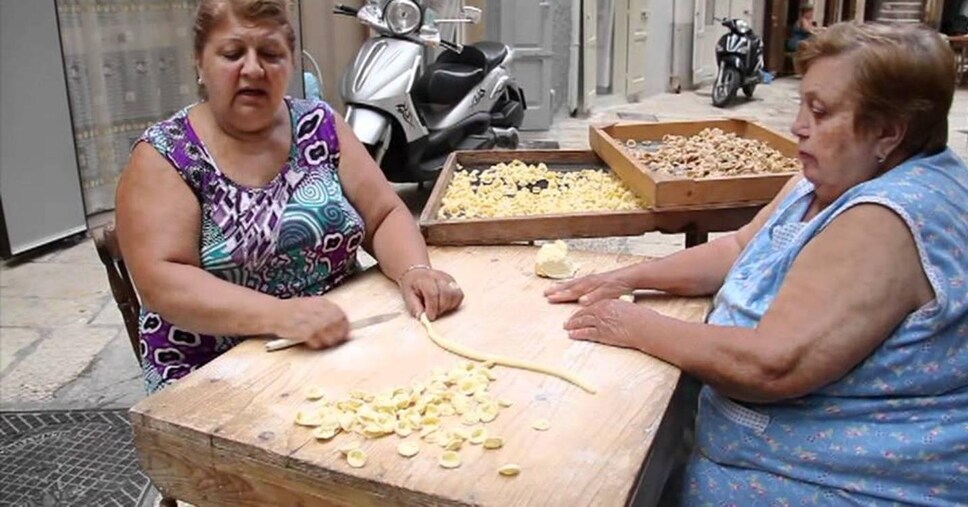Arriva il corso per mettere in regola le pastaie di Bari vecchia