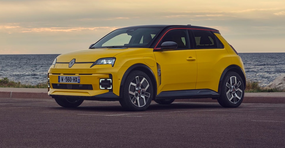 Renault 5 vince il premio Auto dell’Anno 2025 Renault 5 vince il premio Auto dell’Anno 2025