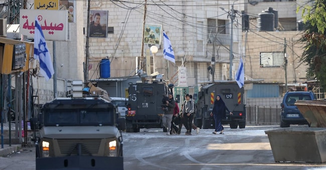 Israele lancia operazione «Muro di ferro» a Jenin. A Tel Aviv 4 accoltellati: ucciso assalitore