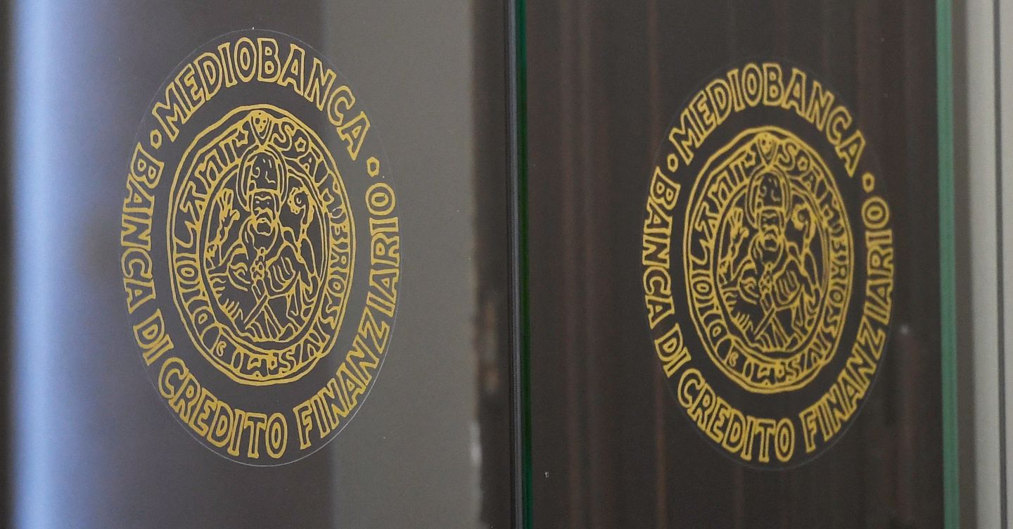 Da Mps un’offerta di scambio totalitaria su Mediobanca: valutazione di 13,3 miliardi e premio del 5%