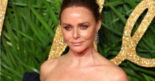 British designer Stella McCartney arrives at the British Fashion Awards 2017 at the Royal Albert Hall in London, Britain, 04 December 2017.  ANSA/NEIL HALL