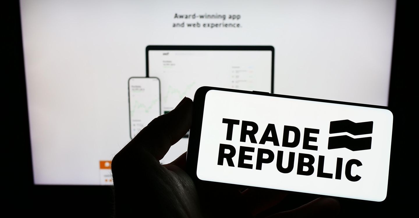 Trade Republic, shareholder reorganisation: Exor and Arnault join. Now  worth 12 billion - Il Sole 24 ORE