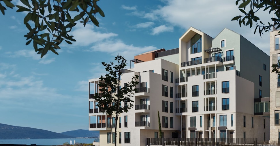 Siro Boca Place, Montenegro