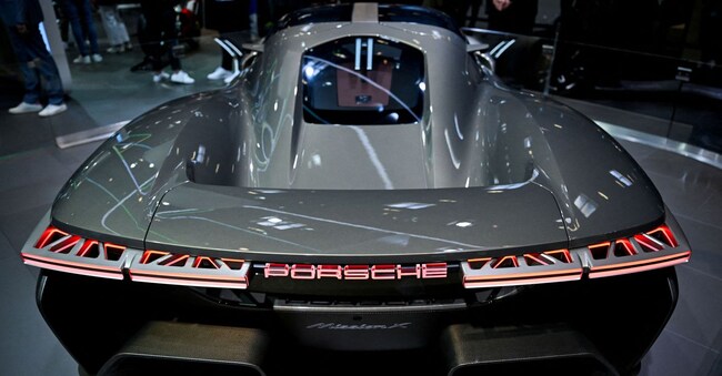 Porsche Mission X, concept di hypercar elettrico, Auto Show IAA Mobility di Monaco, settembre 2023. REUTERS/Angelika Warmuth