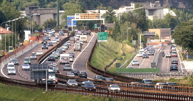 L’arteria. Autostrada del Brennero Spa fu fondata ormai 65 anni fa. (Dino Panato/Ansa/To)