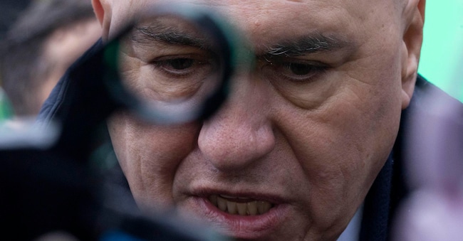 Il ministro alla difesa, Guido Crosetto