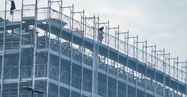 Superbonus, rischi e conseguenze dei lavori incompiuti: cosa succede alle agevolazioni fiscali (Ansa)