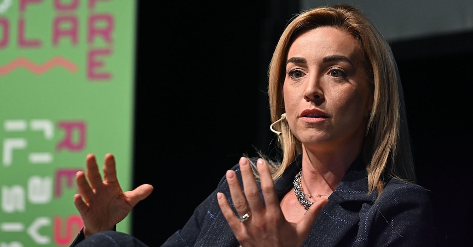 Chi è Silvia Salis, l’ex martellista alle Olimpiadi candidata del centrosinistra alle comunali di Genova Chi è Silvia Salis, l’ex martellista alle Olimpiadi candidata del centrosinistra alle comunali di Genova
