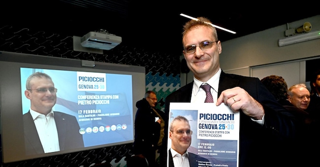 Pietro Piciocchi attuale vice sindaco facente funzioni di sindaco di Genova, durante la conferenza stampa per il lancio della sua candidatura a sindaco di Genova per il centrodestra alle prossime elezioni comunali. Genova, 17 febbraio 2025. ANSA/LUCA ZENNARO