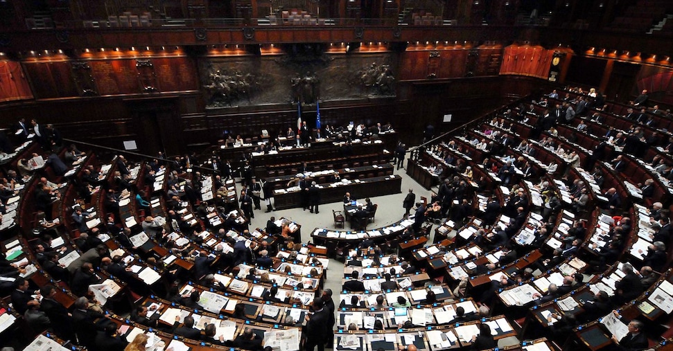 Camere, ecco la classifica di chi vota e degli assenti: Avs e M5S al top, Fdi «vigila» Camere, ecco la classifica di chi vota e degli assenti: Avs e M5S al top, Fdi «vigila»