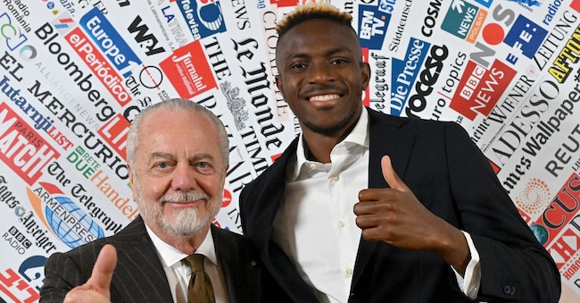 Aurelio De Laurenitiis al momento della presentazione di Osimhen