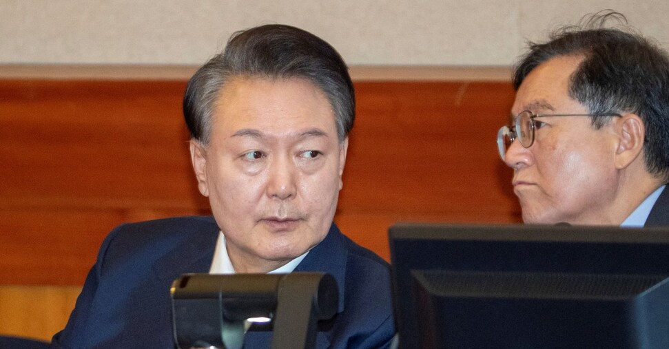 韓国、ゴールダー大統領ユンのために1日に2つのプロセス