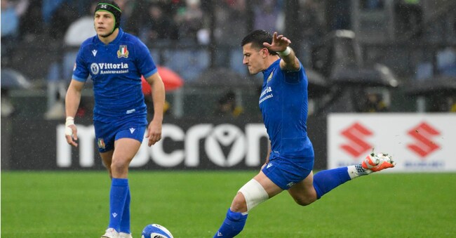 Italia's Tommaso Allan during the Six Nations rugby union match between Italy and Wales at the Rome's Olympic stadium, Italy - Saturday, February 8, 2025 - Sport - rugby ( Photo by Fabrizio Corradetti/LaPresse )