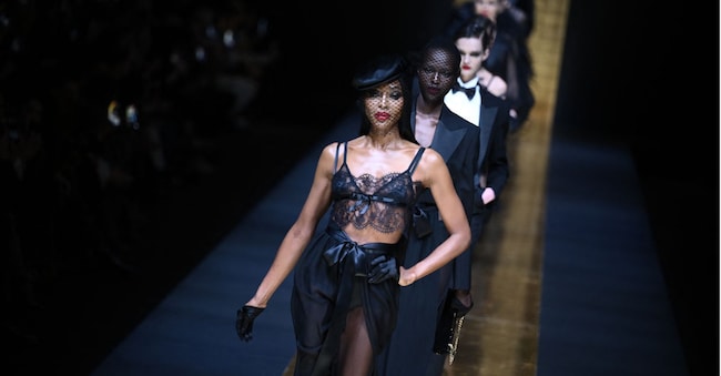 Supermodel Naomi Campbell walks the runway during the Dolce & Gabanna collection show at the Milan Fashion Week Womenswear Autumn/Winter 2024-2025 on February 24, 2024 in Milan. (Photo by Marco BERTORELLO / AFP)