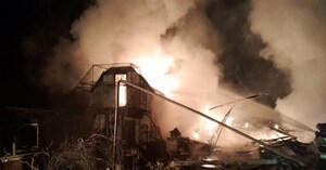 I resti di un edificio distrutto da un raid aereo russo a Kostyantynivka, nel Donetsk