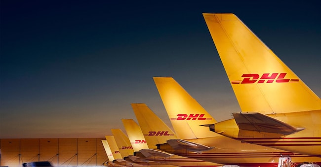 DHL GLOBAL FORWARDING EXPRESS TRASPORTO AEREO SPEDIZIONI AEREE DI MERCE MERCI SPEDIZIONE AEREA CORRIERE ESPRESSO AIRWAYS AEREO CARGO AEREI AEROPLANO AEROPLANI