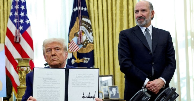 Donald Trump,  Howard Lutnick. (Reuters)