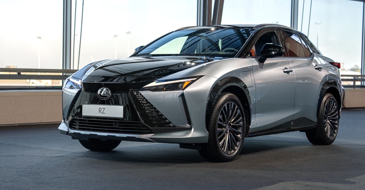 Lexus, 3 modelli elettrici nel 2025 e arriva il cambio manuale virtuale Lexus, 3 modelli elettrici nel 2025 e arriva il cambio manuale virtuale