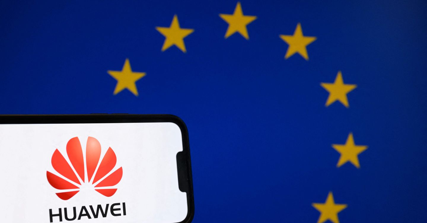 Lobbisti Huawei accusati di corruzione a parlamentari Ue: arresti e perquisizioni Lobbisti Huawei accusati di corruzione a parlamentari Ue: arresti e perquisizioni
