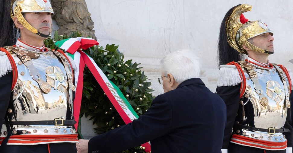 Per la Giornata dell’unità nazionale, della Costituzione. dell’inno e della bandiera cerimonie e cambio solenne della guardia al Quirinale