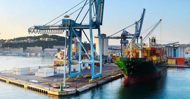 Porto commerciale di Ancona (Adobe Stock)