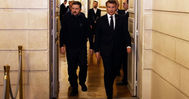 Emmanuel Macron e Volodymyr Zelenskiy 
