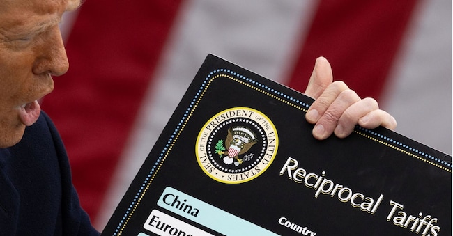 Entrano in vigore i dazi Usa del 10% sull’import. La Cina risponde con controdazi del 34%